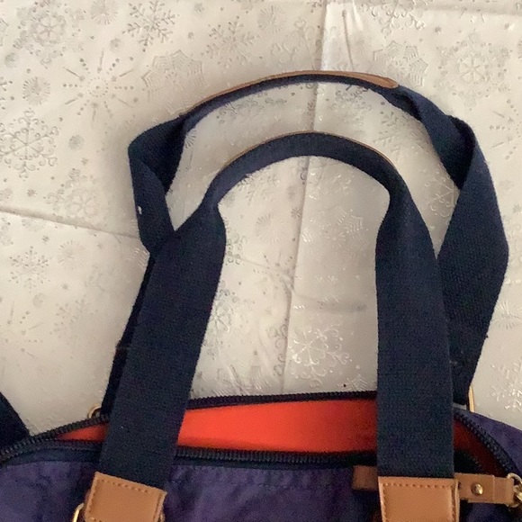 NWOT Adrienne Vittadini bag - Picture 2 of 8